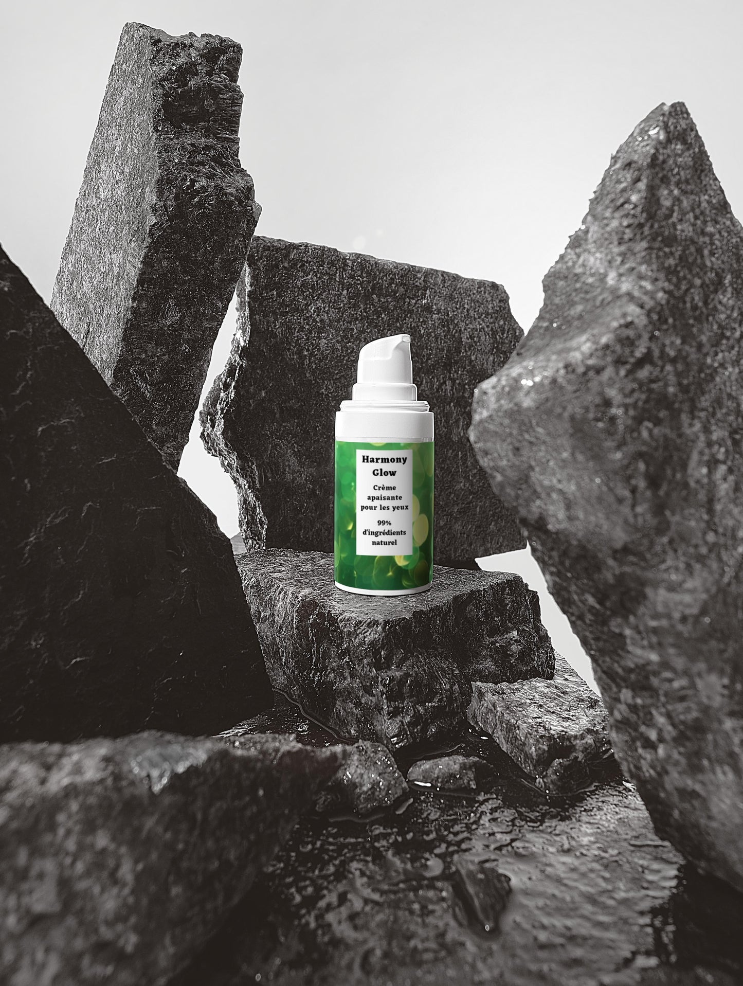 Crème apaisante pour les yeux, infusé de 1% de cannabidol, 99% d'ingrédients naturel, bio, 15 ml