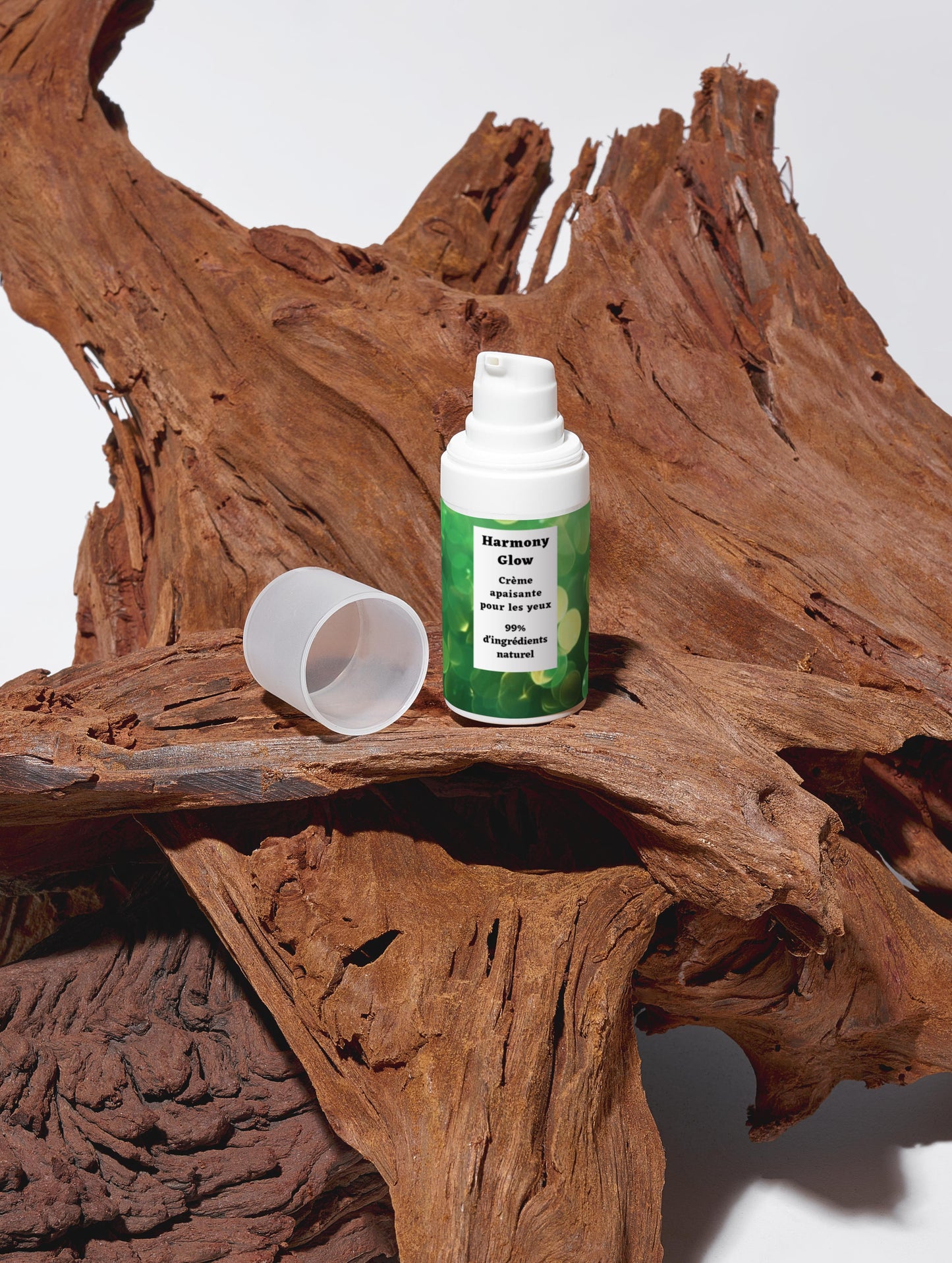 Crème apaisante pour les yeux, infusé de 1% de cannabidol, 99% d'ingrédients naturel, bio, 15 ml